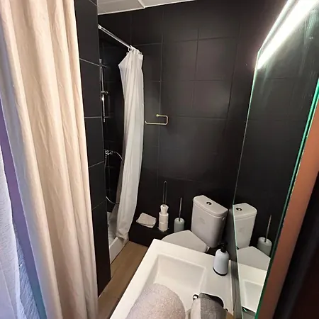 Superbe Neuf Avec Balcon 락쥬